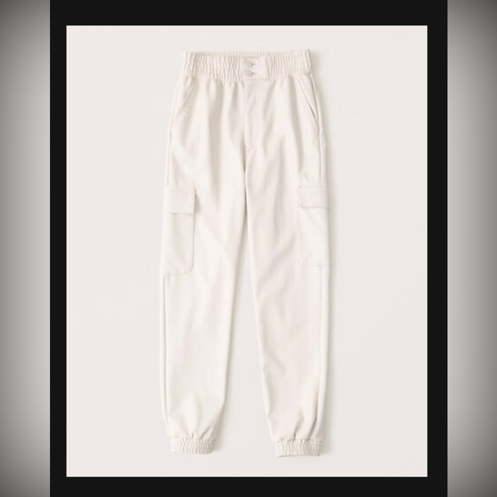 Abercrombie womens vegan leather cargo joggers